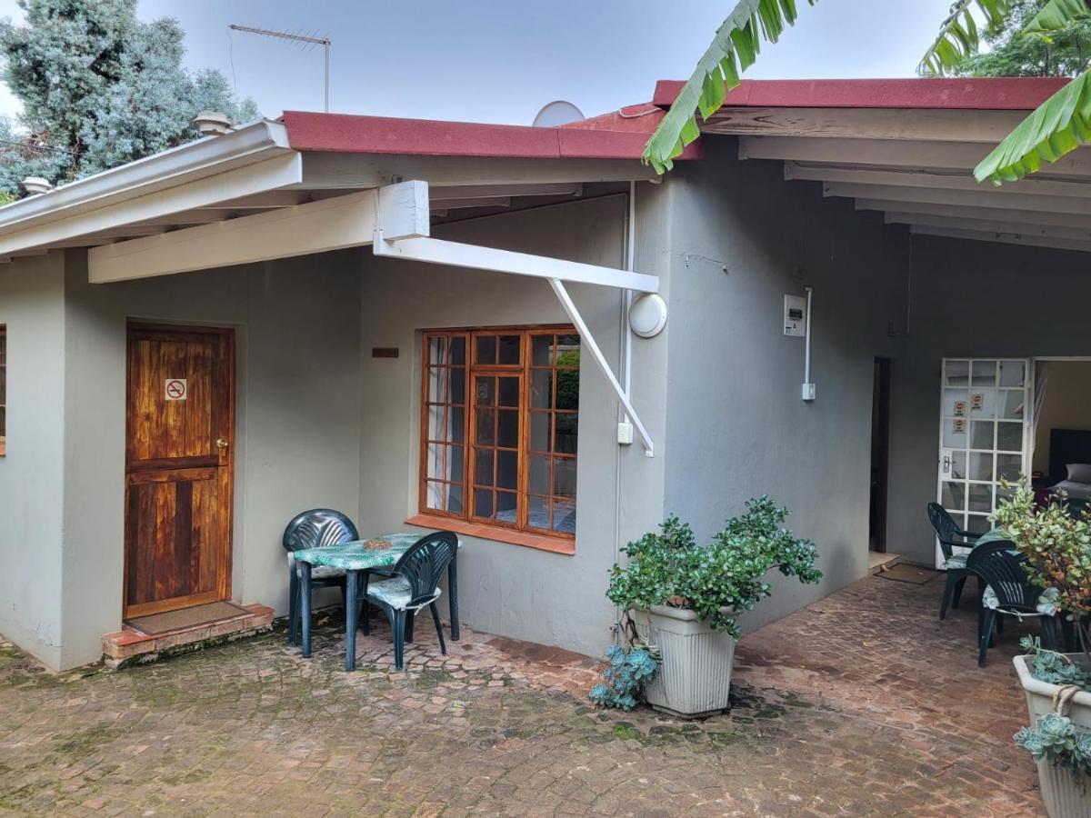 Margaret'S Place Johannesburg Exterior foto